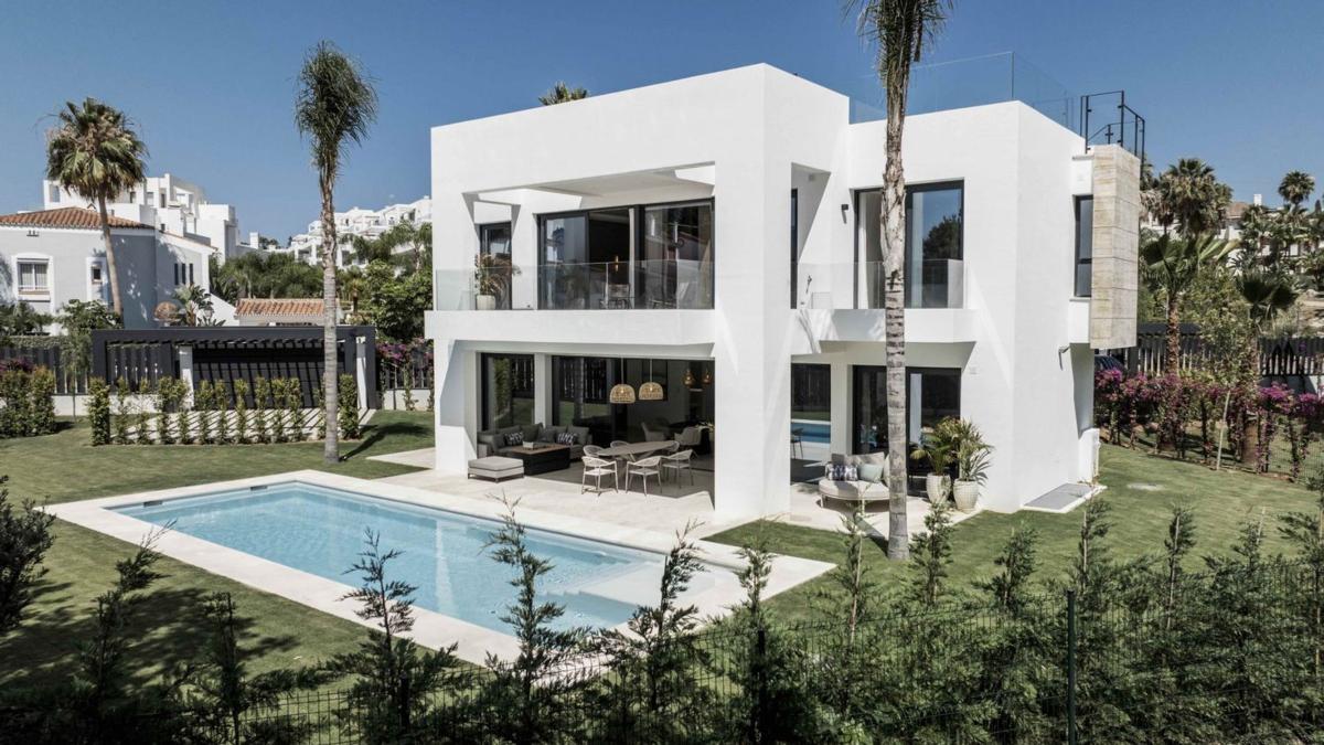 Properties for sale and rent in Spain photo 1