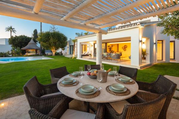 Casa o chalet independiente en Urbanización Elviria, Green Hills - Las Cumbres de Elviria, Marbella thumbnail 2