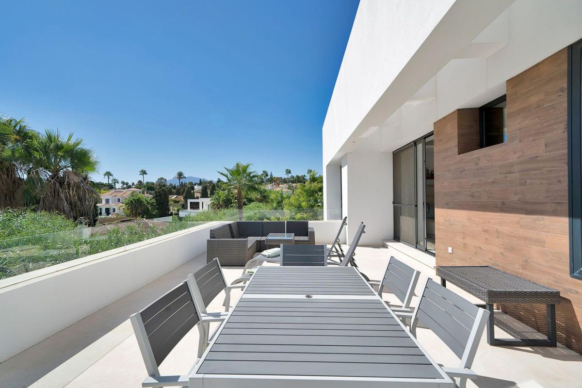Properties for sale and rent in Spain photo 4