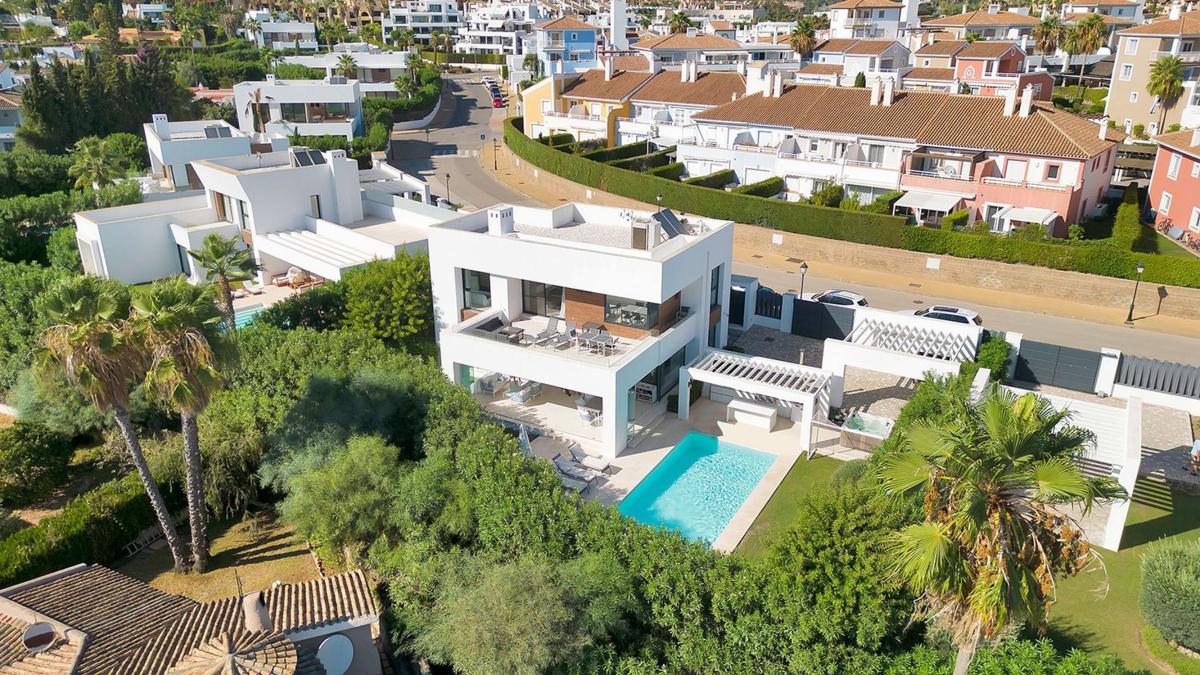 Properties for sale and rent in Spain photo 5