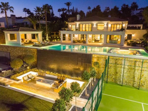 Casa o chalet independiente en Urbanizacion n Andalucia 3g, 33, Los Naranjos, Marbella photo 4