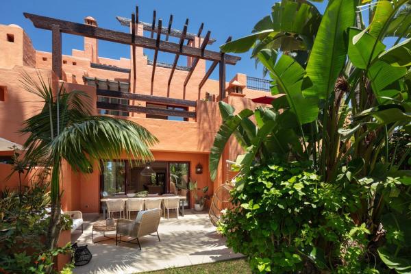 Chalet adosado en Poligono Urpng9, 22, Lomas de Marbella Club, Marbella photo 1
