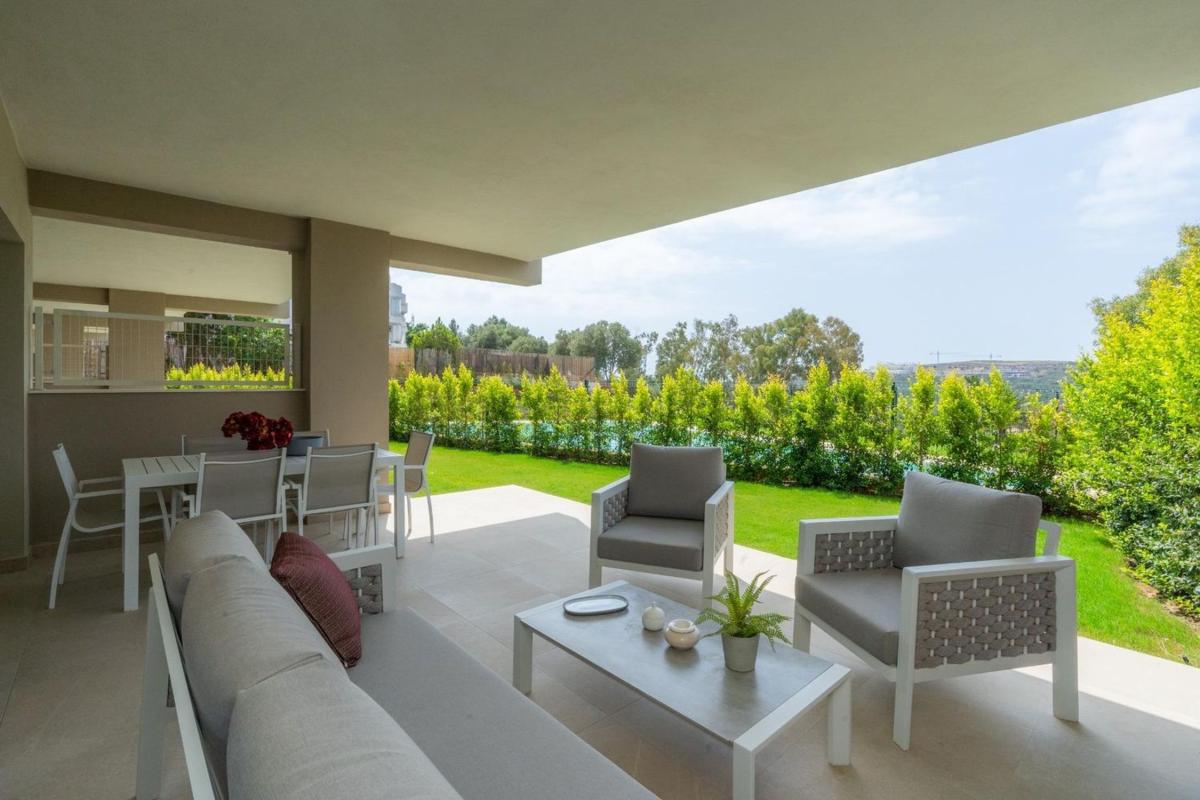 Venta de piso en Piso en Terreno Sup, Estepona Golf, Estepona, Estepona
 photo 3