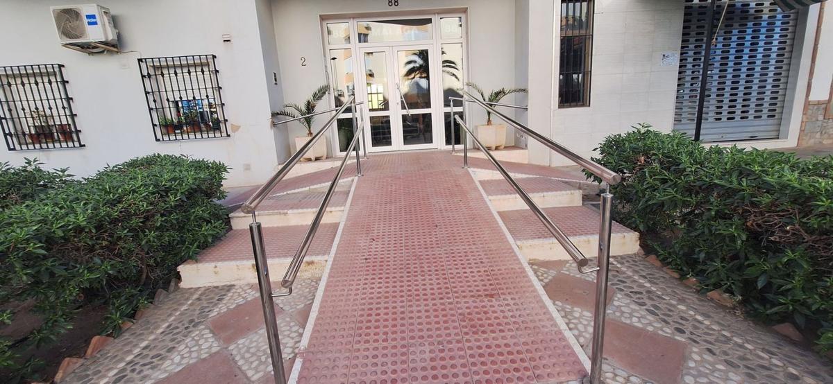 Sprzedaż mieszkania w Piso en Avenida América, 88, Centro Internacional, Torrox, Torrox
photo 2