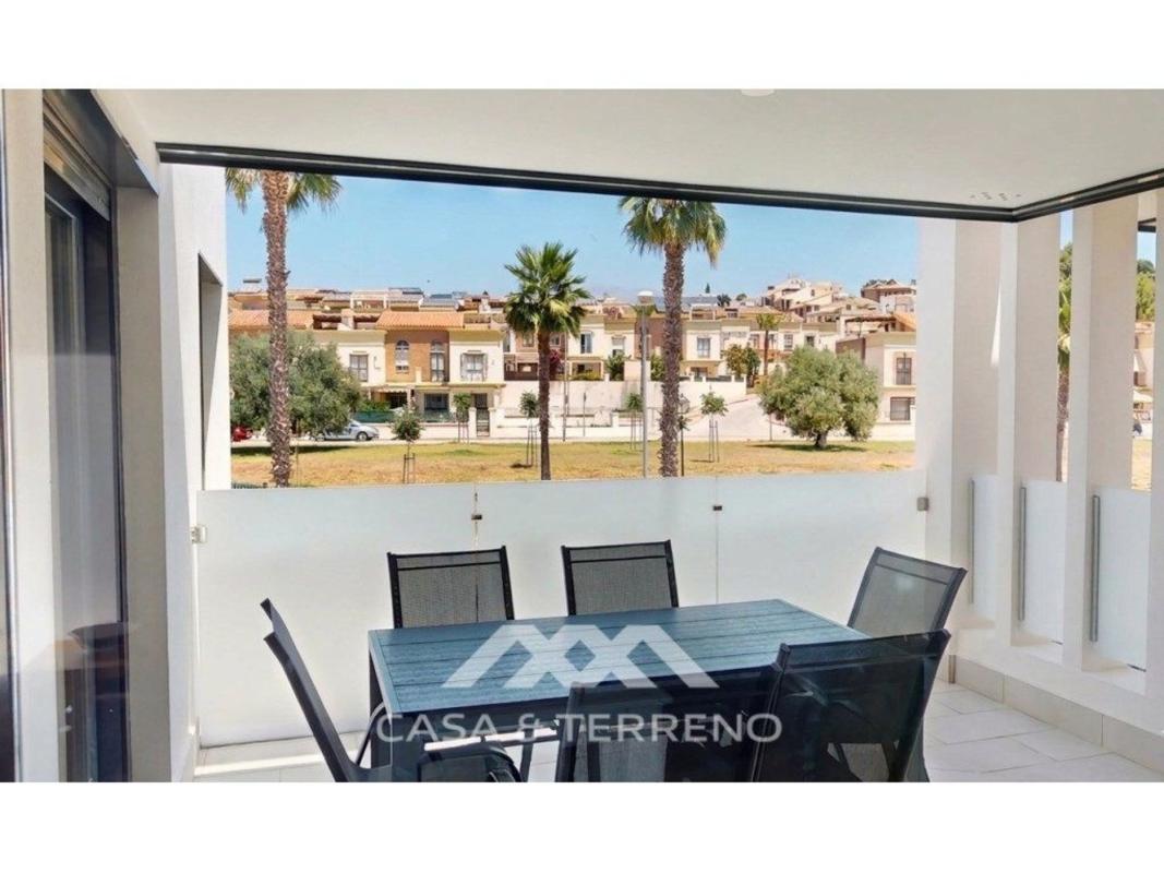 Venta de piso en Piso en Urbanizacion Oeste Caleta, Caleta de Velez, Vélez-Malaga, Vélez-Malaga
photo 1