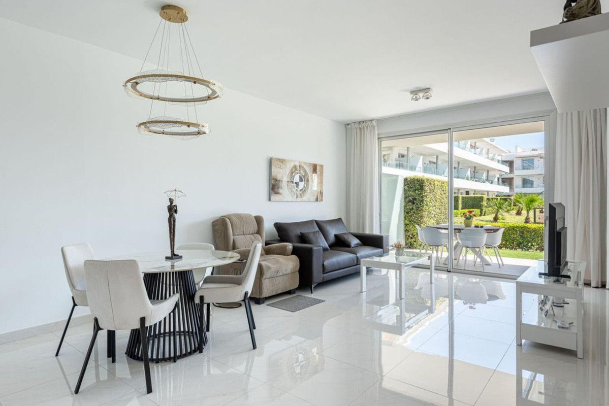 Venta de piso en Piso en Avenida de Bel-Air, 4, Bel-Air, Estepona, Estepona
photo 3