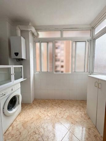 Venta de piso en Piso en Calle Ramal Atabalero, Los Almendros - El Limonero - El Tomillar, Málaga, Málaga
 photo 4
