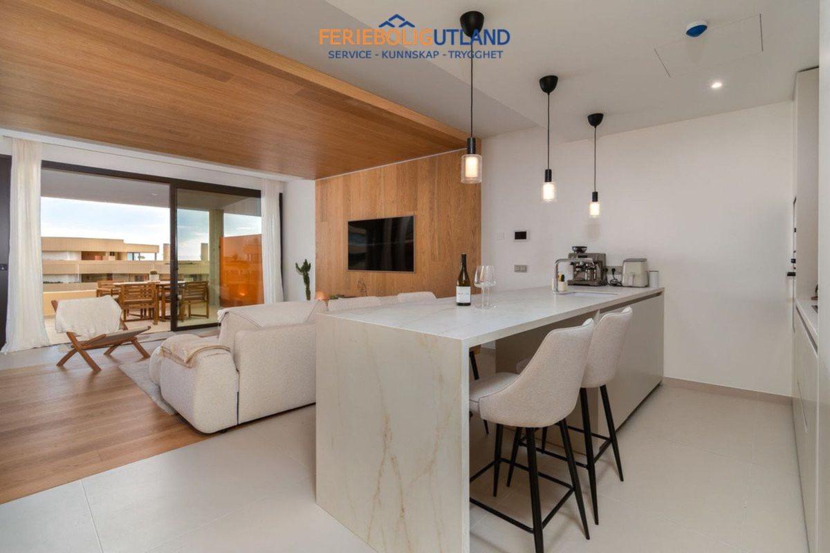 Sale of apartment in Piso en Avenida Fuengirola, El Higuerón, Fuengirola, Fuengirola
 photo 4