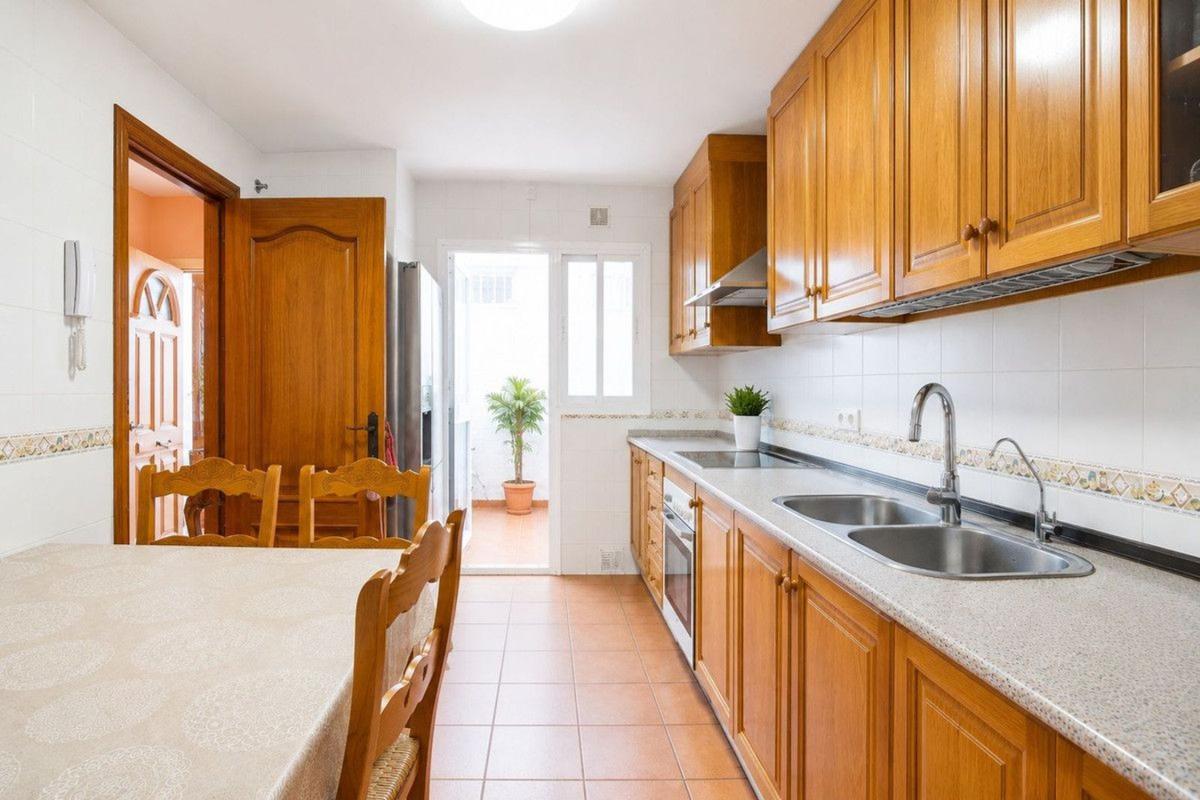 Недвижимость на продажу и в аренду в Испании photo 3