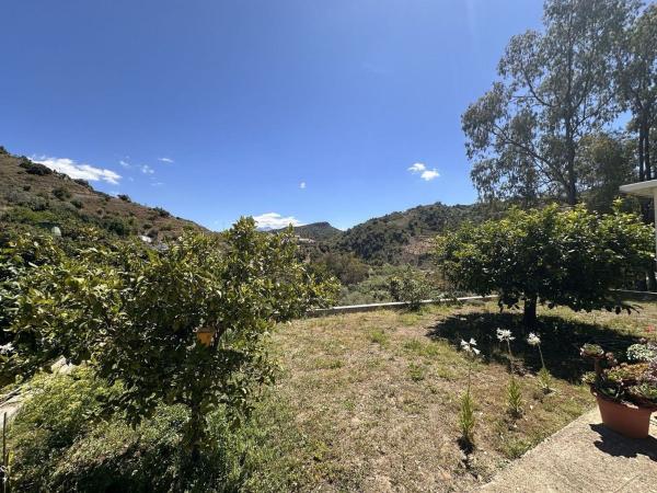 Cortijo en Comares photo 2