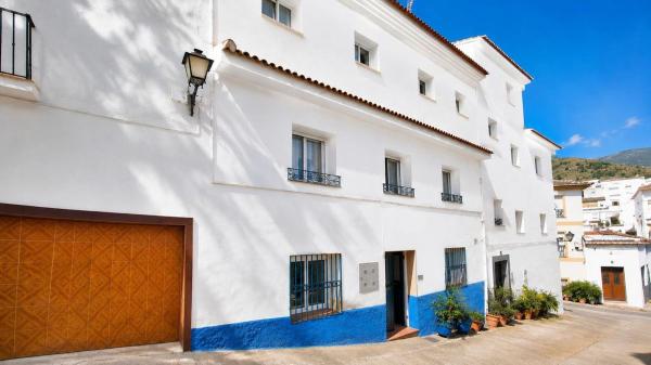Chalet adosado en Calle Nueva, Tolox photo 1