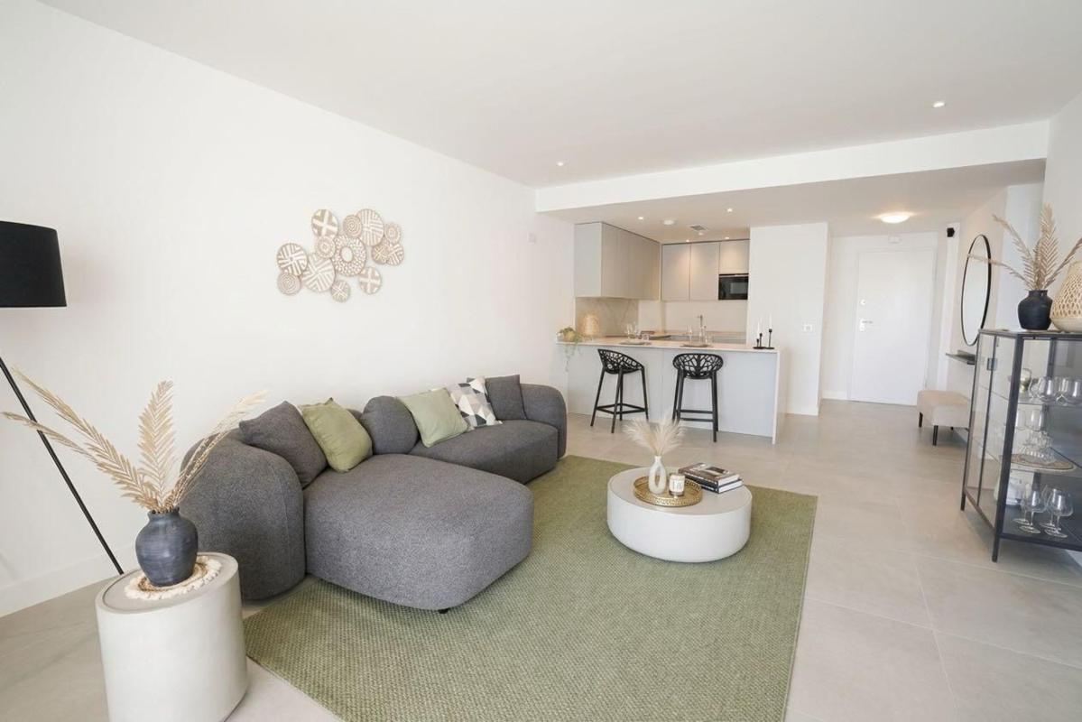 Sale of apartment in Piso en Calle Canarios, 4, El Higuerón, Fuengirola, Fuengirola
 photo 2