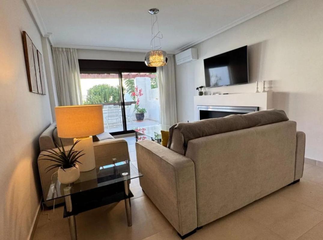 Venta de piso en Piso en Calle Huerta Chica, Casco Antiguo, Marbella, Marbella
photo 3
