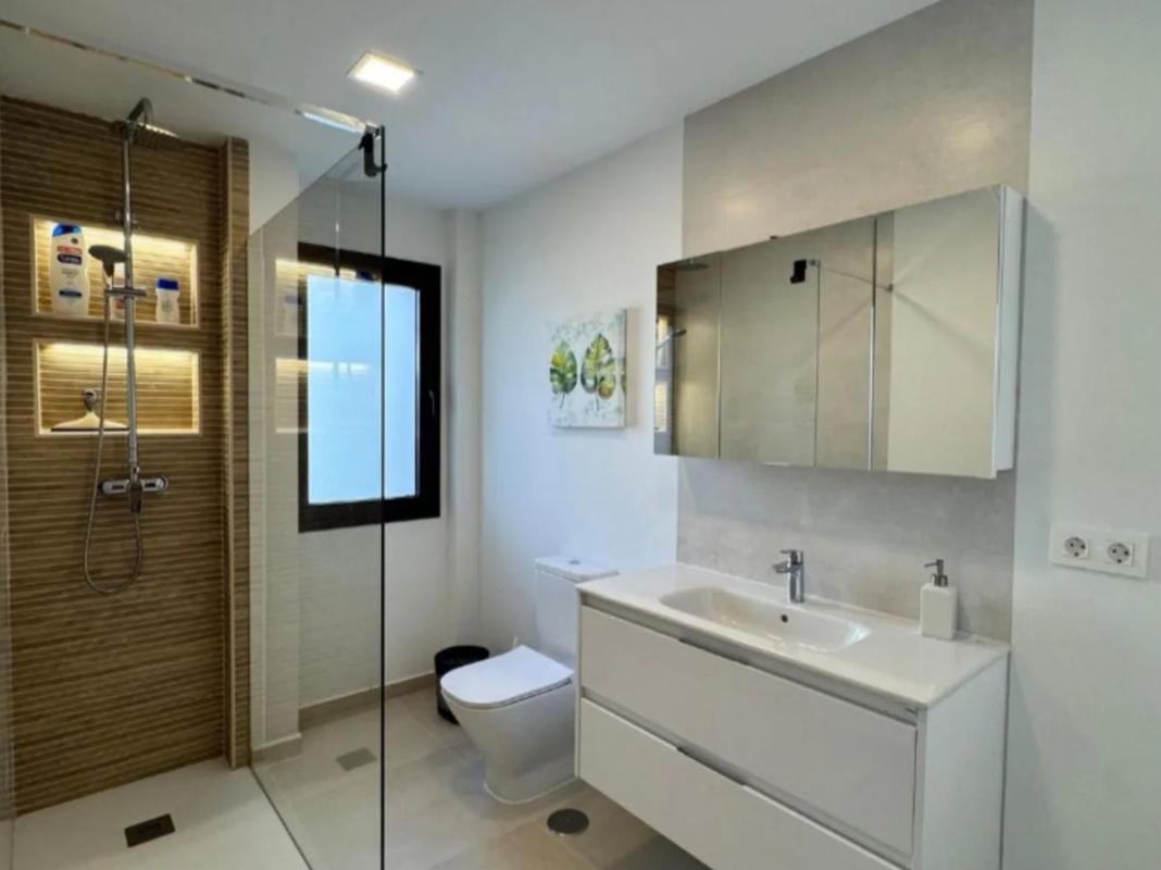 Venta de piso en Piso en Calle Huerta Chica, Casco Antiguo, Marbella, Marbella
photo 5
