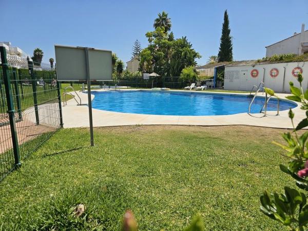 Venta de piso en Piso en Paraiso-Barronal, Estepona, Estepona
thumbnail 1