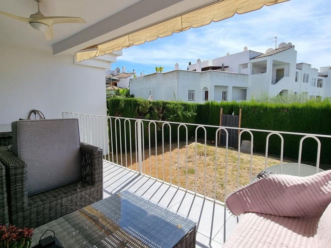 Venta de piso en Piso en Paraiso-Barronal, Estepona, Estepona
photo 4