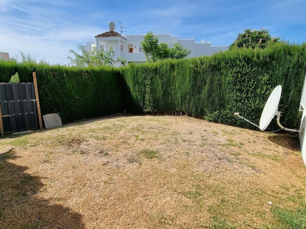 Venta de piso en Piso en Paraiso-Barronal, Estepona, Estepona
photo 5