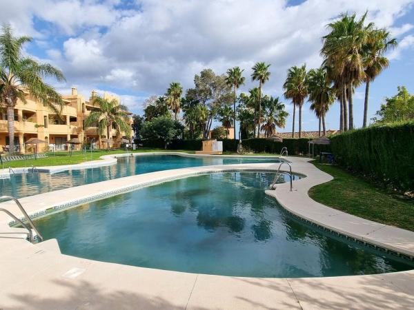 Продажа квартиры на Piso en Sitio de Calahonda, Mijas, Михас
photo 1