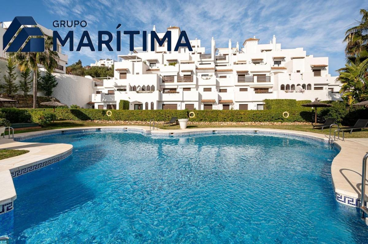 Sprzedaż mieszkania w Piso en La Concha-Resina Golf, Estepona, Estepona
photo 1