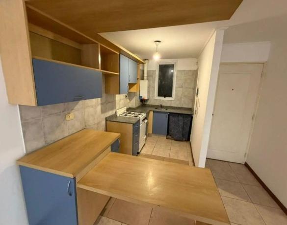 Venta de piso en Piso en Calle Arturo Reyes, Victoria Eugenia, Málaga, Málaga
 photo 3