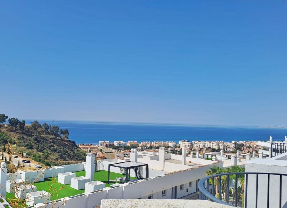 Продажа пентхауса на  Ático en Torrox, 6, Lo Cea - Los Cortijos, Rincón de la Victoria, Ринкон-де-ла-Виктория photo 3