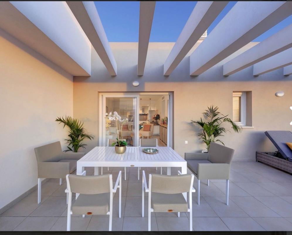 Venta de piso en Piso en Rodeo Alto-Guadaiza-La Campana, Marbella, Marbella
photo 2