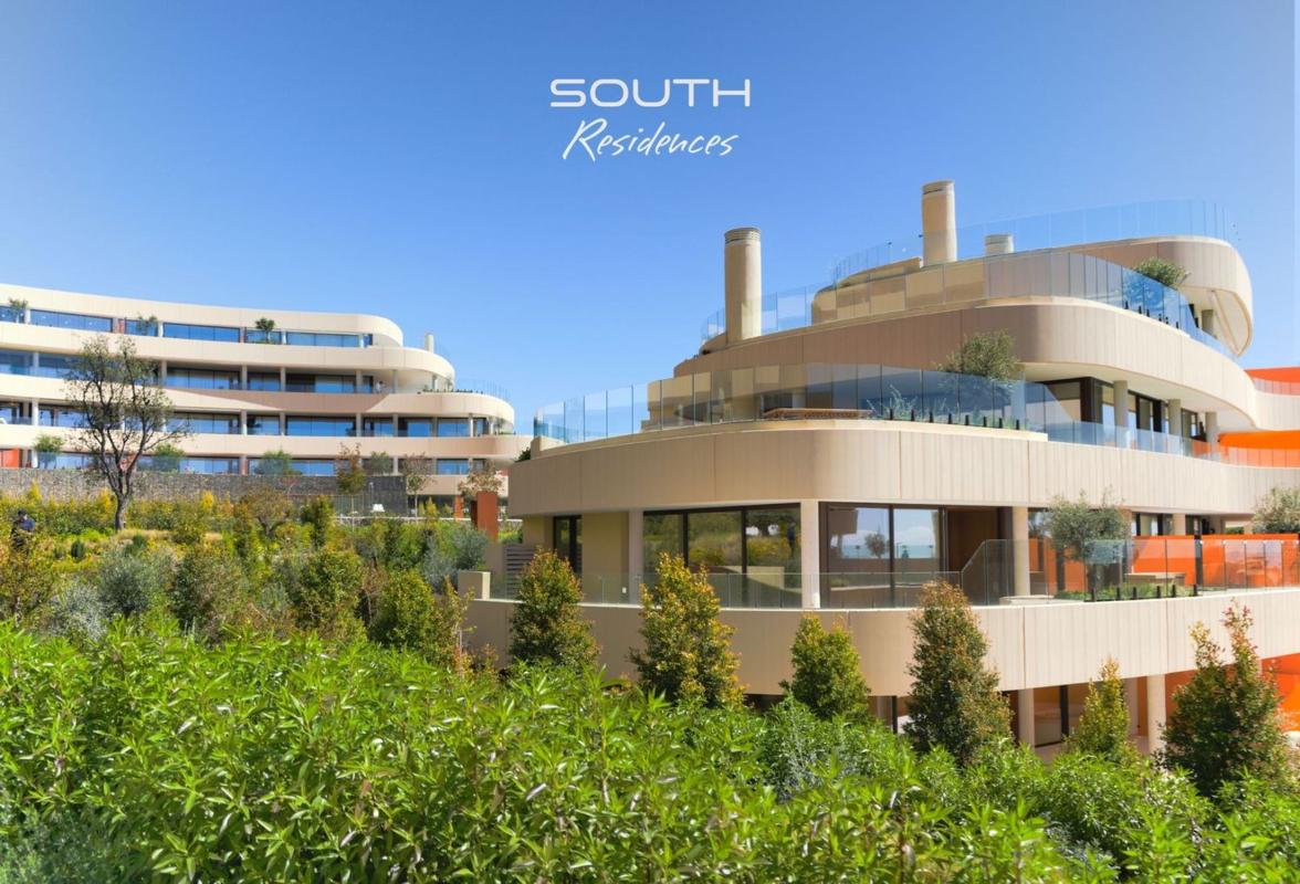 Продажа квартиры на Piso en Avenida del ocho de Marzo s/n, El Higuerón, Fuengirola, Фуэнхирола
photo 1