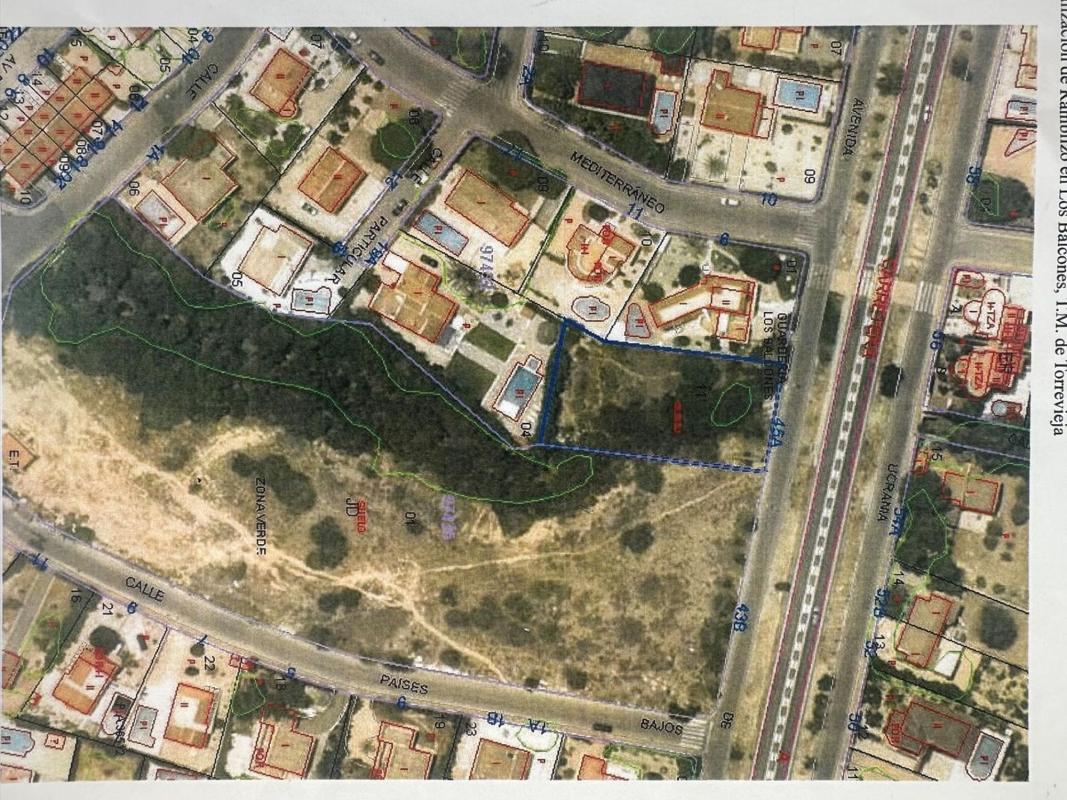 Terreno en venta en Torrevieja, Alicante photo 1