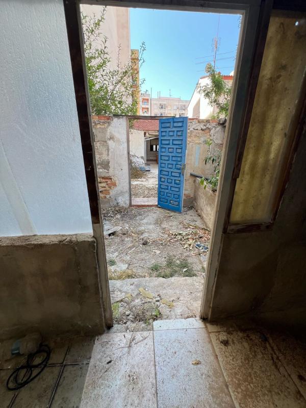 Terreno en venta en Torrevieja, Alicante photo 2