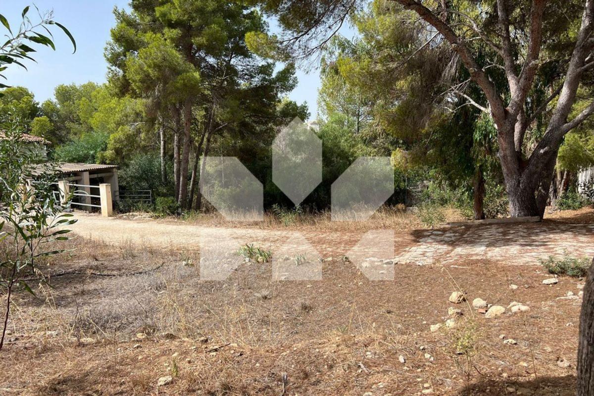 Terreno en venta en Moraira, Alicante photo 2