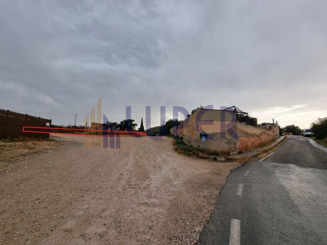 Terreno en venta en Agost, Alicante photo 3