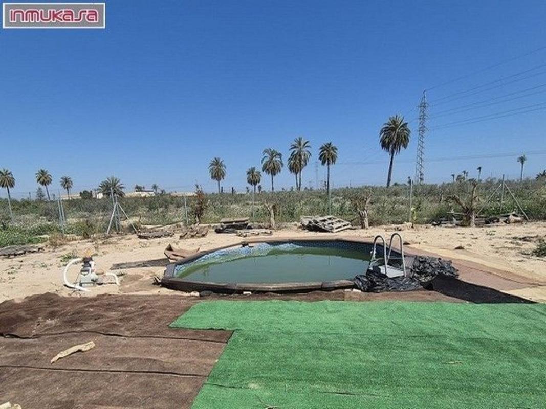 Terreno en venta en Elche / Elx, Alicante photo 2