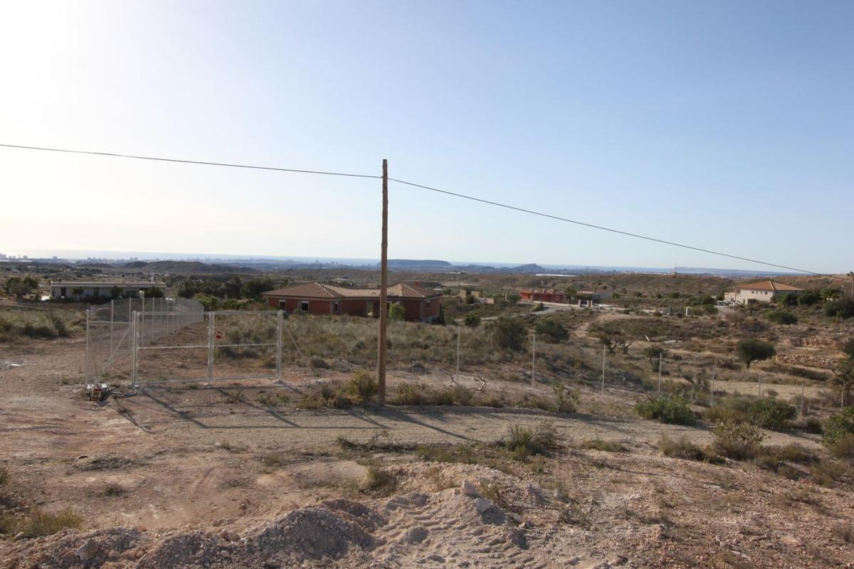 Land for sale in Alicante, Alicante photo 3