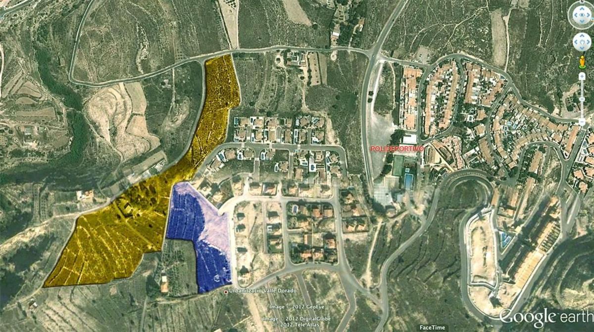 Terreno en venta en Busot, Alicante photo 2