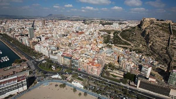 Terreno en Calle de Torres Quevedo, Carolinas Bajas, Alicante / Alacant photo