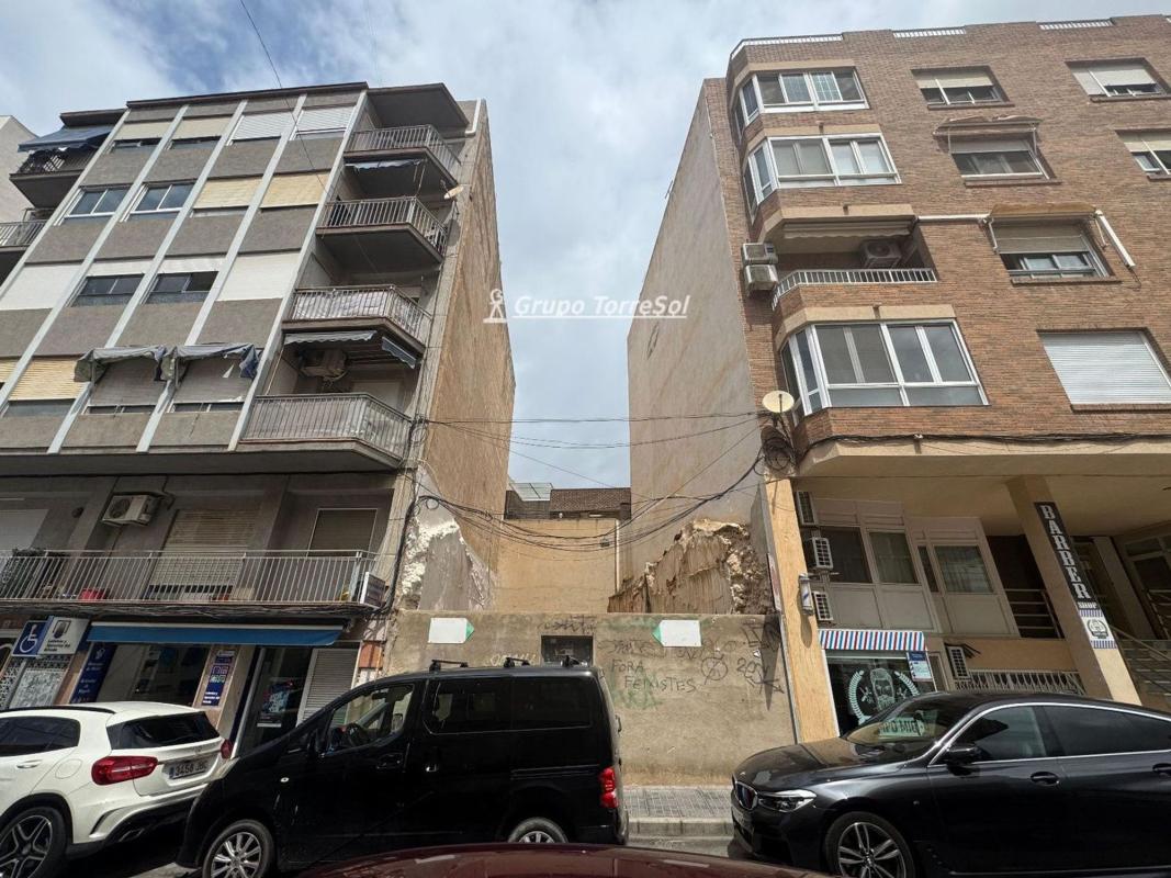 Działka na sprzedaż w Santa Pola, Alicante photo 2