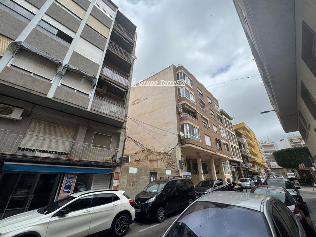 Działka na sprzedaż w Santa Pola, Alicante photo 3