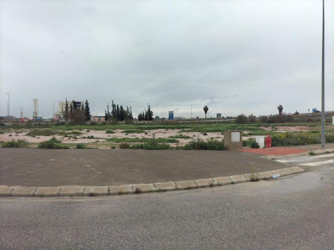 Terreno en venta en Cox, Alicante photo 2