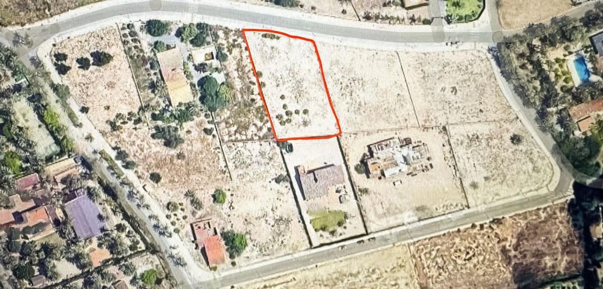 Terreno en venta en Elche / Elx, Alicante photo 1