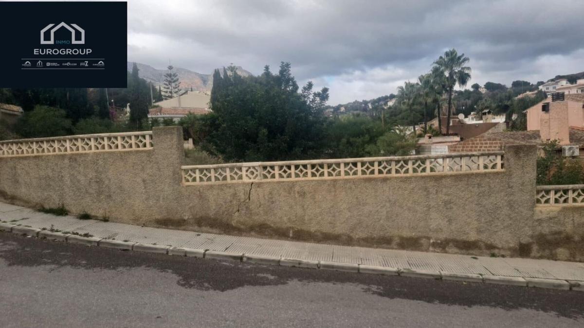 Terreno en venta en La Nucia, Alicante photo 2
