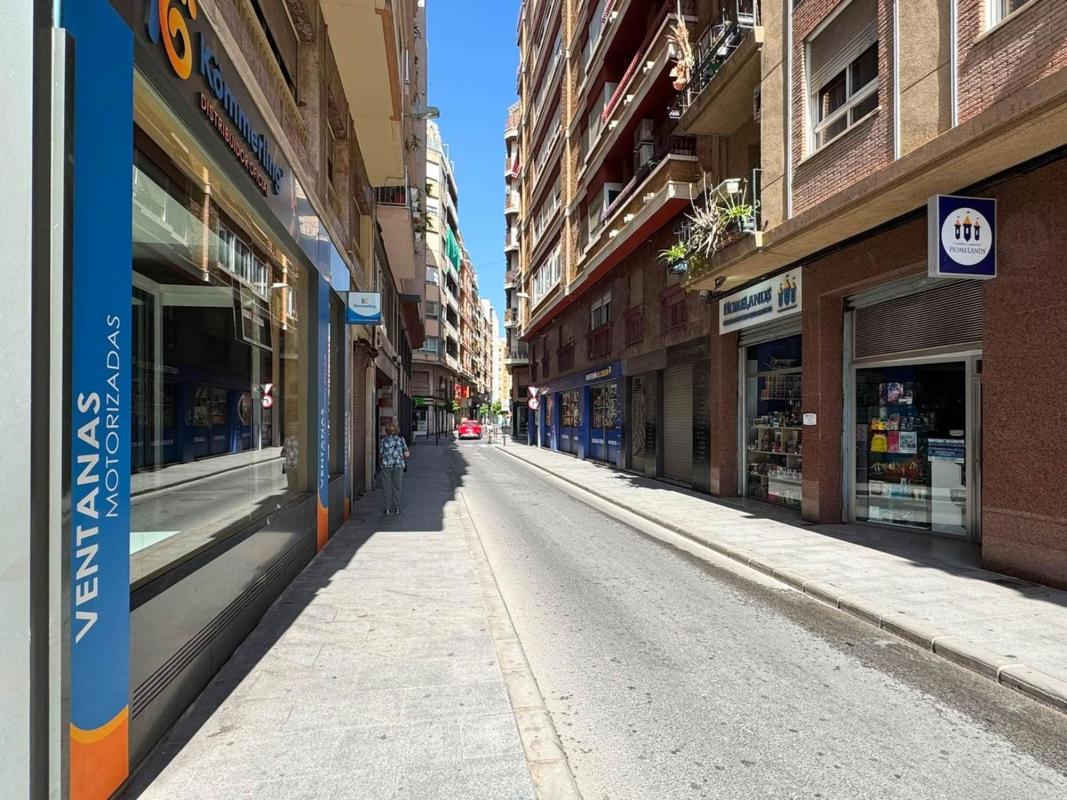 Propiedades en venta y alquiler en España photo 4