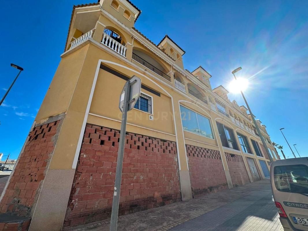 Properties for sale and rent in Spain photo 2