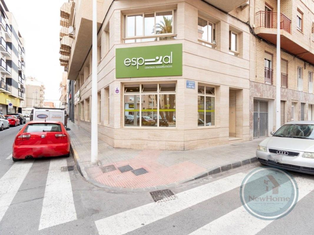 Propiedades en venta y alquiler en España photo 3