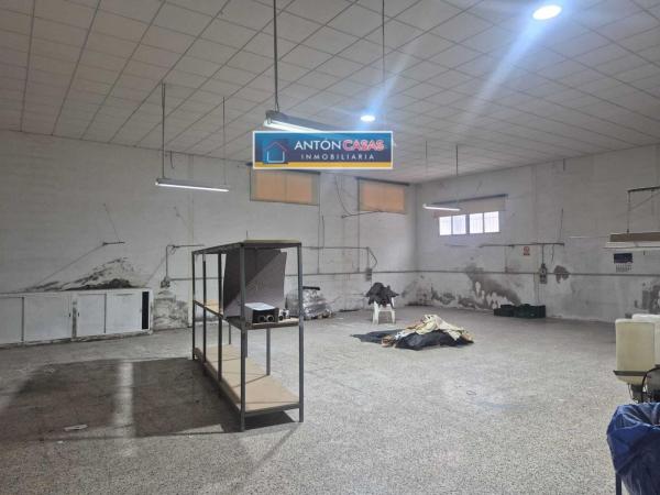 Nave en Monovar photo 1