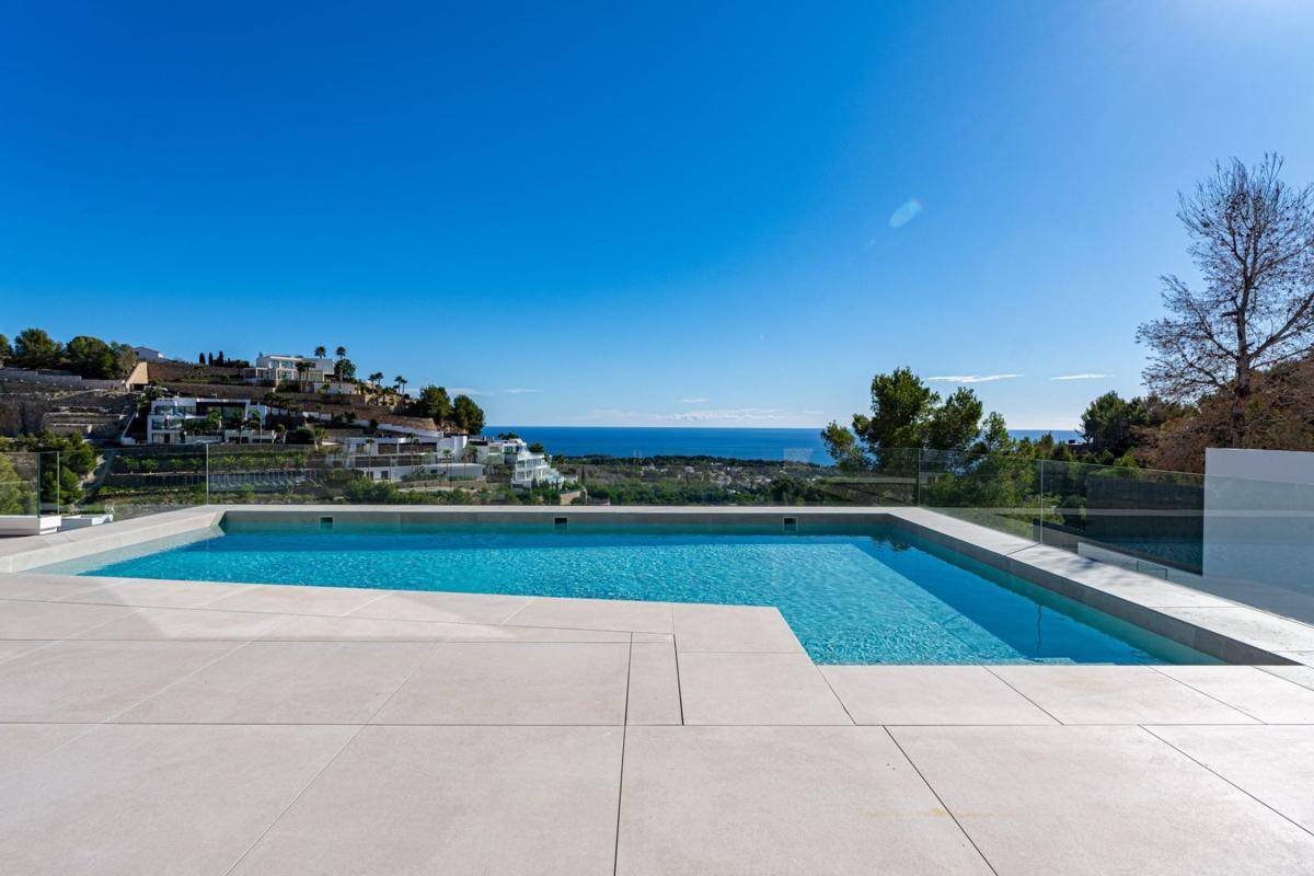 Properties for sale and rent in Spain photo 5