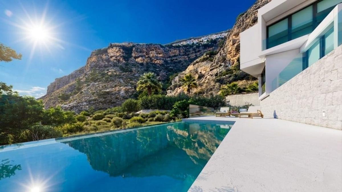 Properties for sale and rent in Spain photo 5