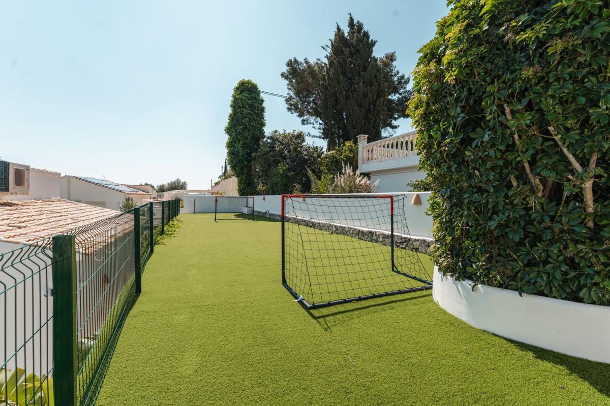 Properties for sale and rent in Spain photo 4