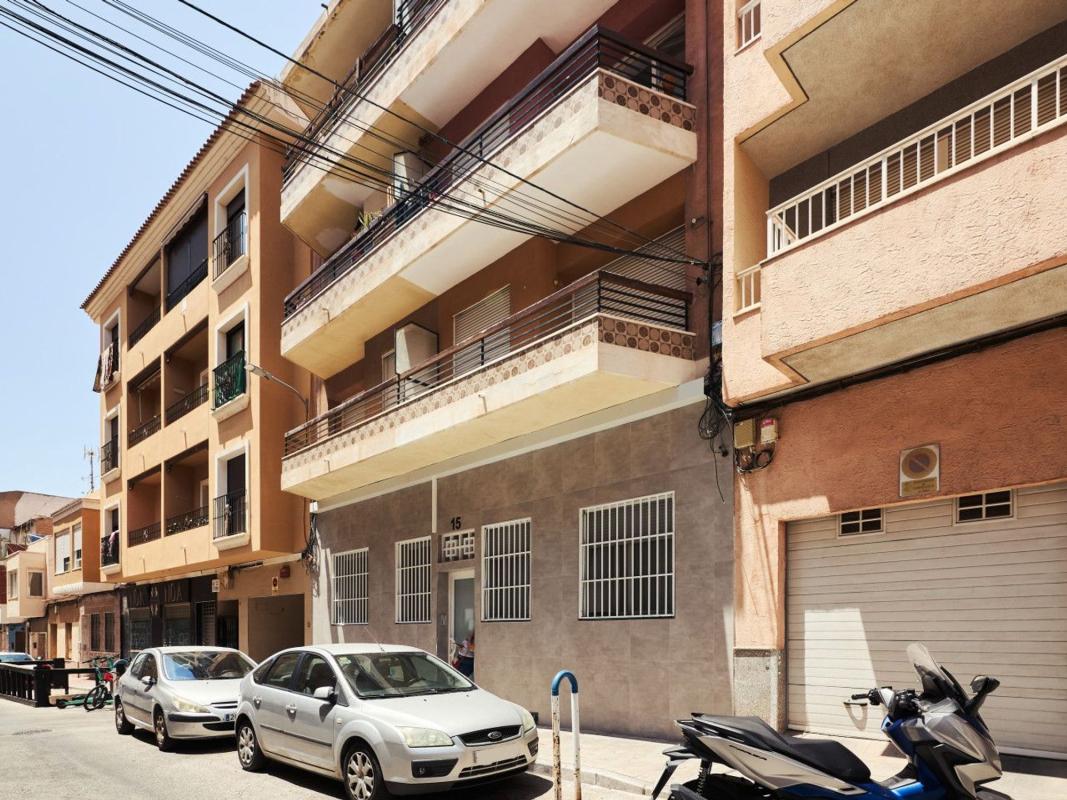 Sprzedaż mieszkania w Piso en Calle San Pedro, Puerto Deportivo, Torrevieja, Torrevieja
photo 1