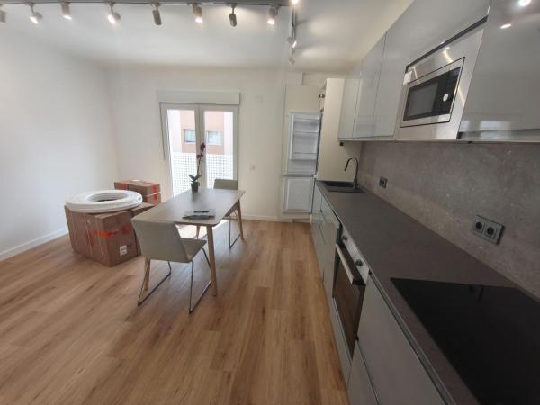 Продажа квартиры на Piso en Centro, San Juan de Alicante, Сан-Хуан-де-Аликанте
thumbnail 1