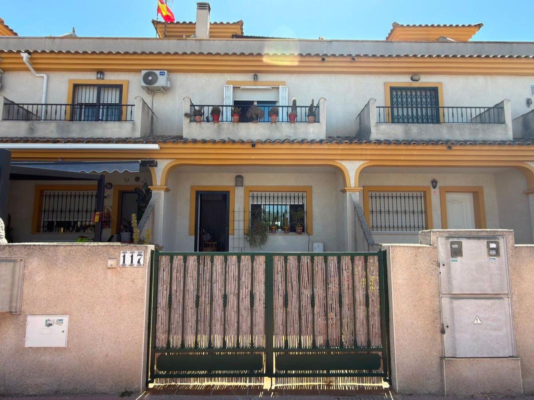 Properties for sale and rent in Spain photo 1